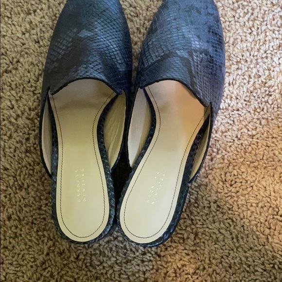 Barney’s Slide on - Picture 3 of 3